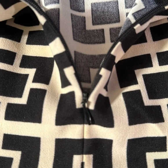 Maggy London Sleeveless Geometrical Black Cream Figure Flattering Sheath Dress - Picture 4 of 5